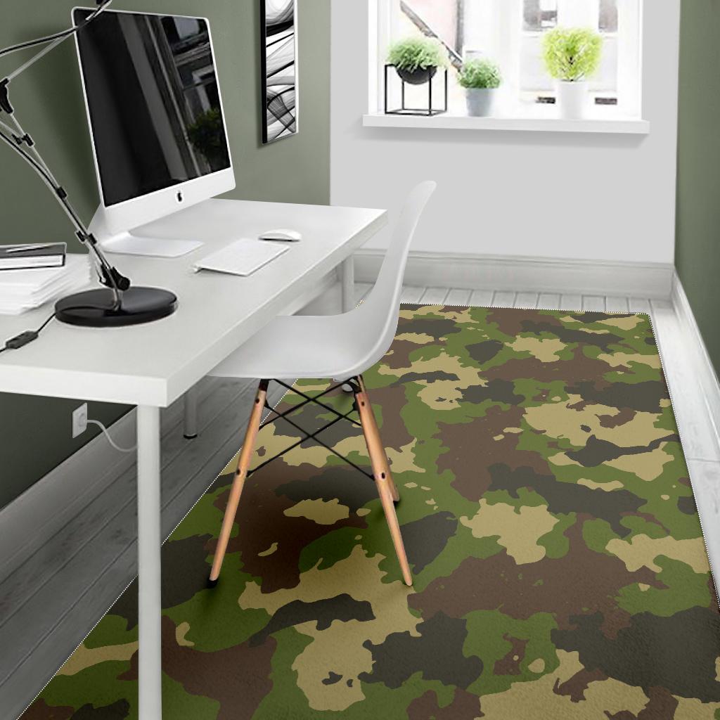 Classic Green Camouflage Print Area Rug