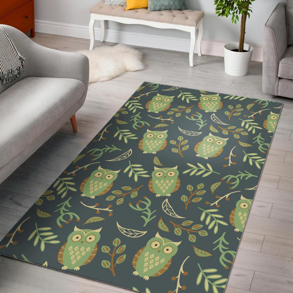 Cute owls leaves pattern Area Rug