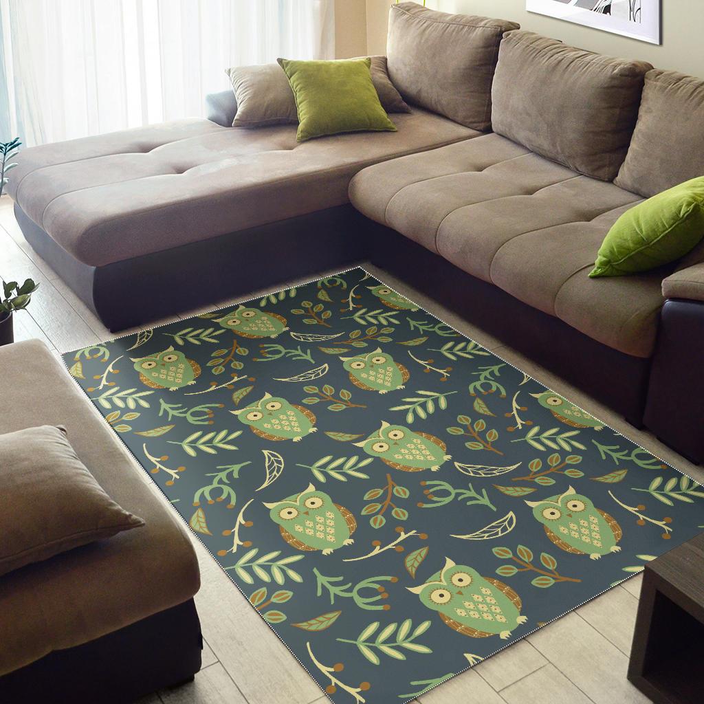 Cute owls leaves pattern Area Rug