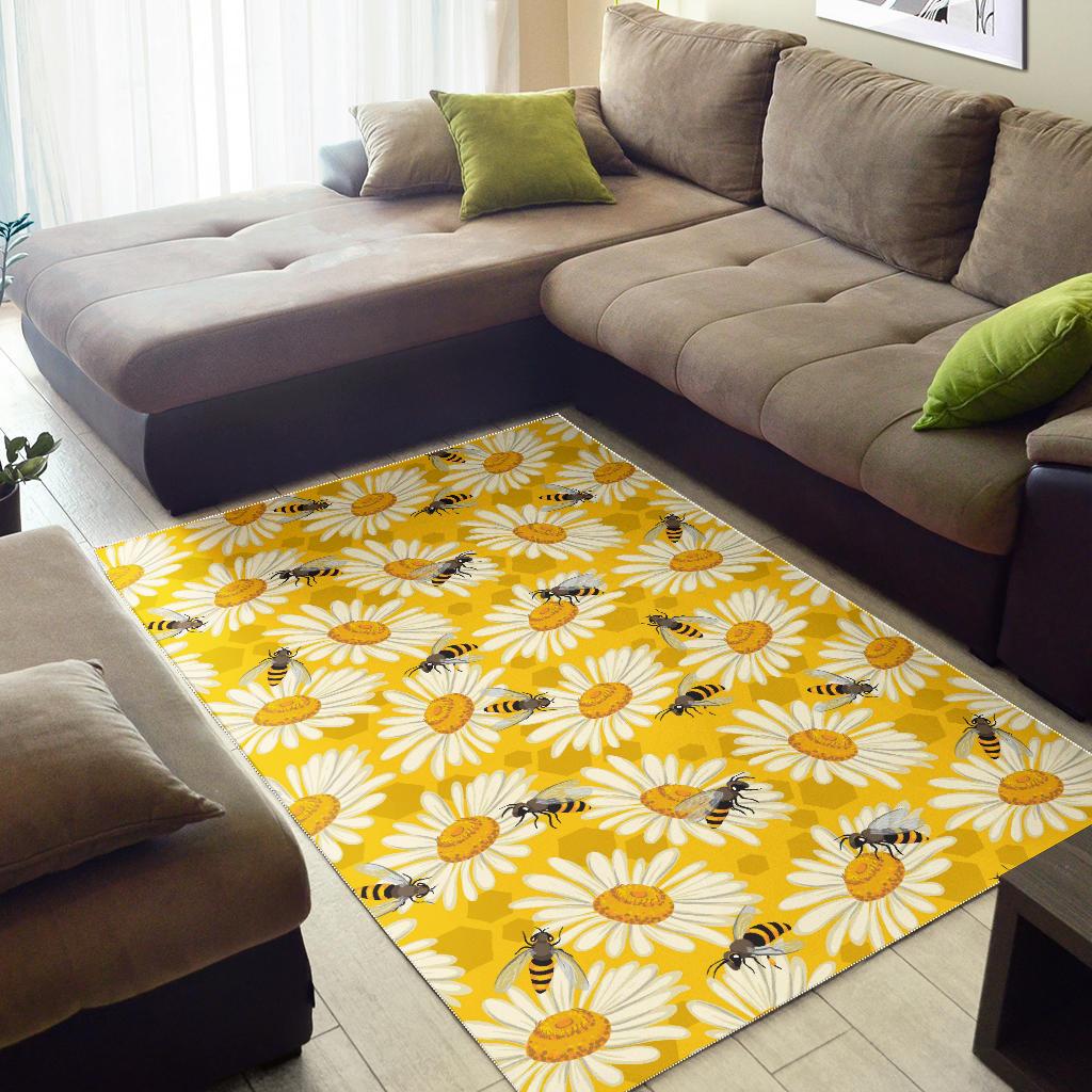 Bee Daisy Pattern Area Rug