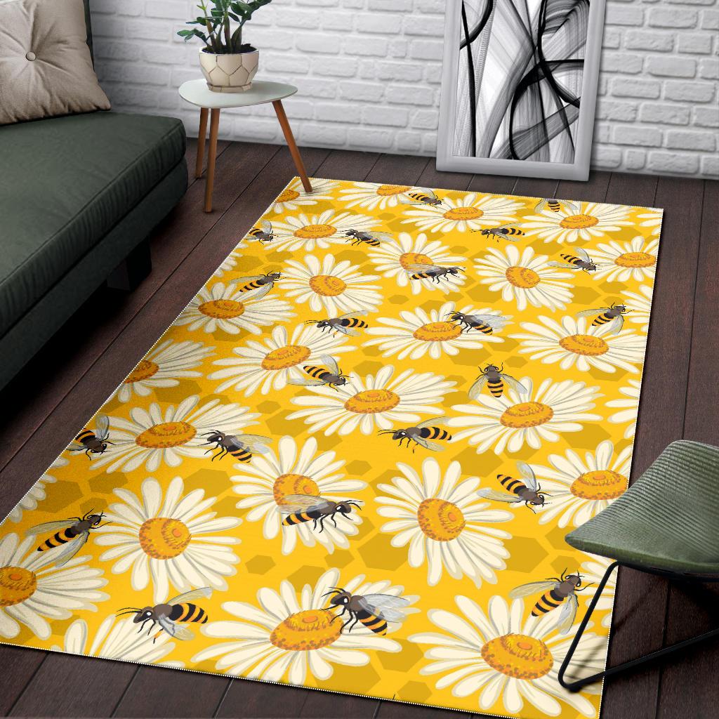 Bee Daisy Pattern Area Rug
