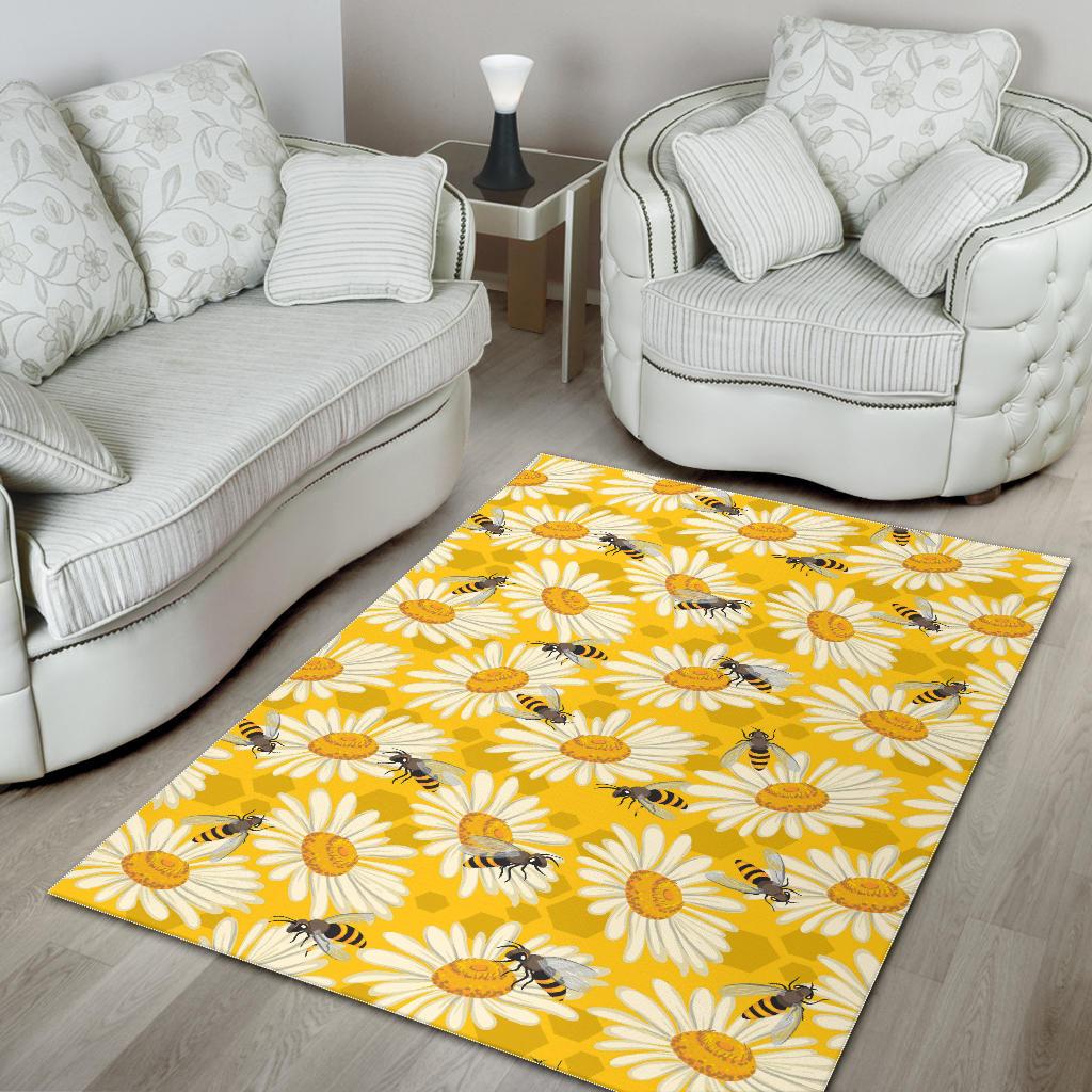 Bee Daisy Pattern Area Rug