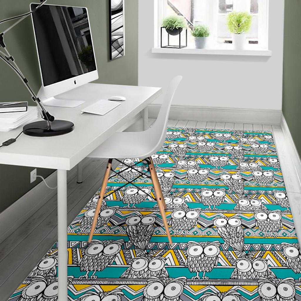 Owl Pattern Green Background Area Rug