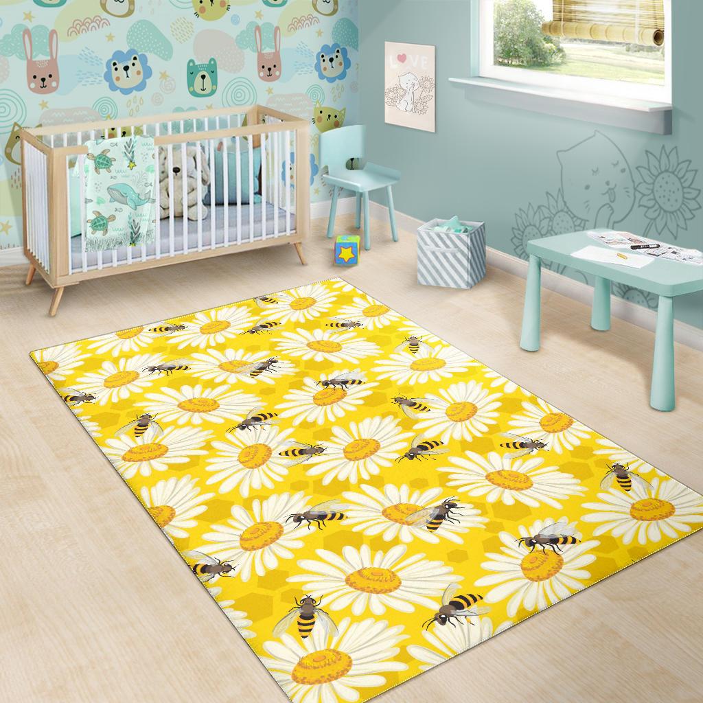 Bee Daisy Pattern Area Rug