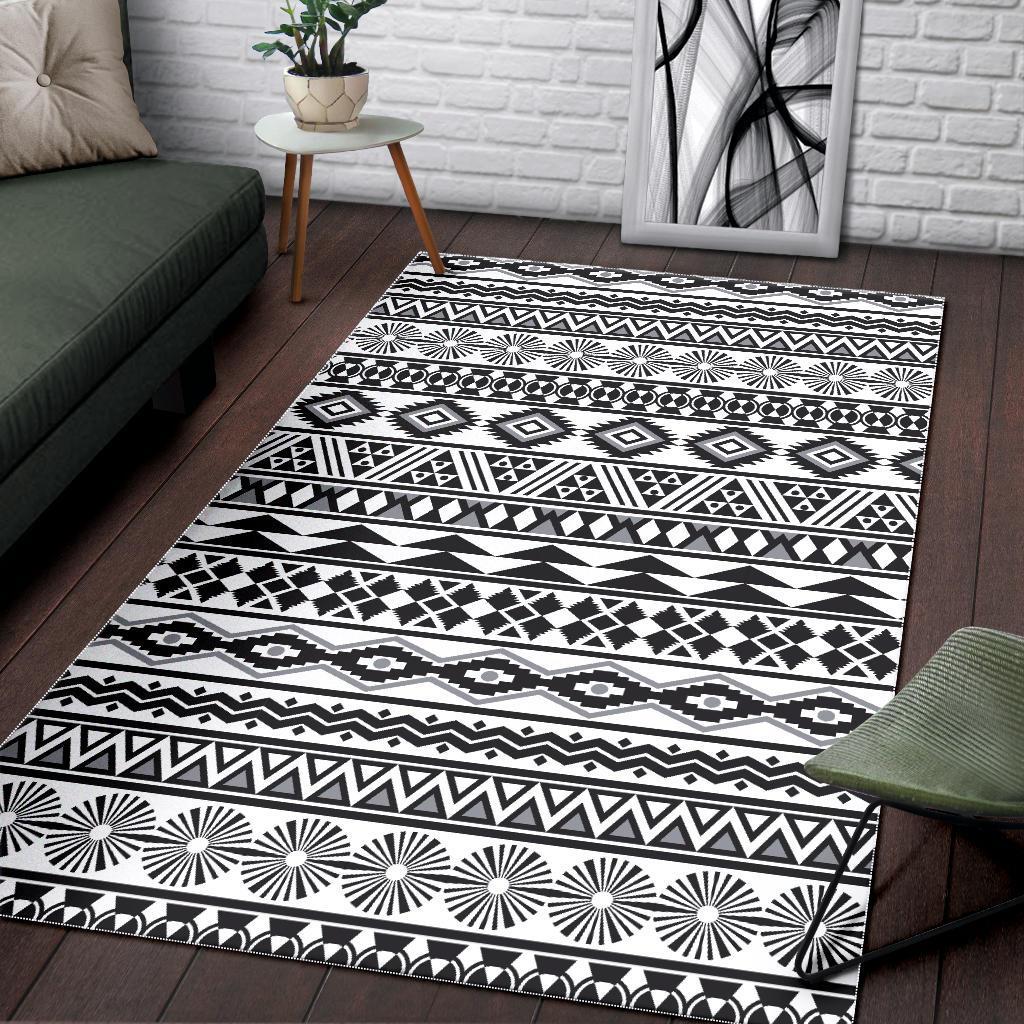 White And Grey Aztec Pattern Print Area Rug