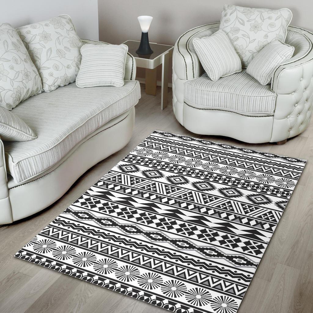 White And Grey Aztec Pattern Print Area Rug
